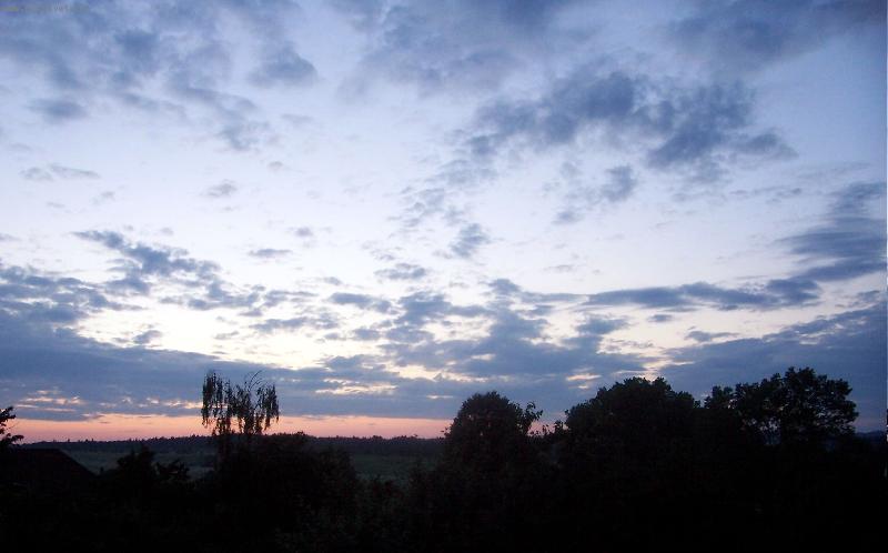 Foto: Mraky-P�ed bou�kou