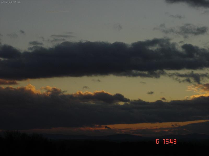 Foto: Nebe-Z�pad slunce