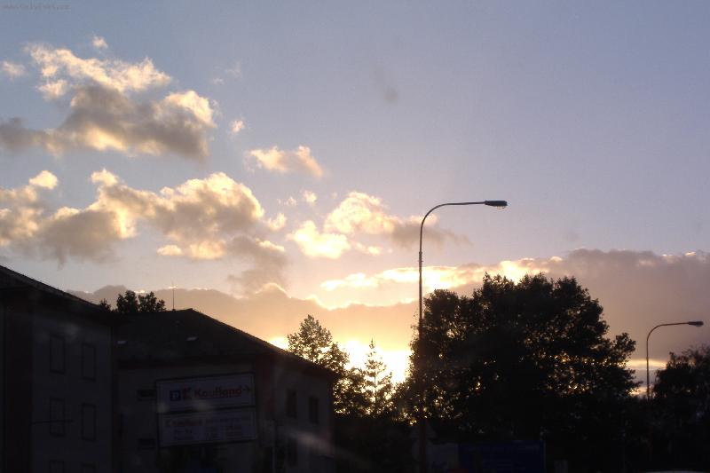 Foto: z�pad slunce-z�pad slunce ve m�st�
