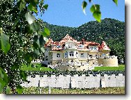 MO�N� BUDOUC� DOMOV ROSICK�HO